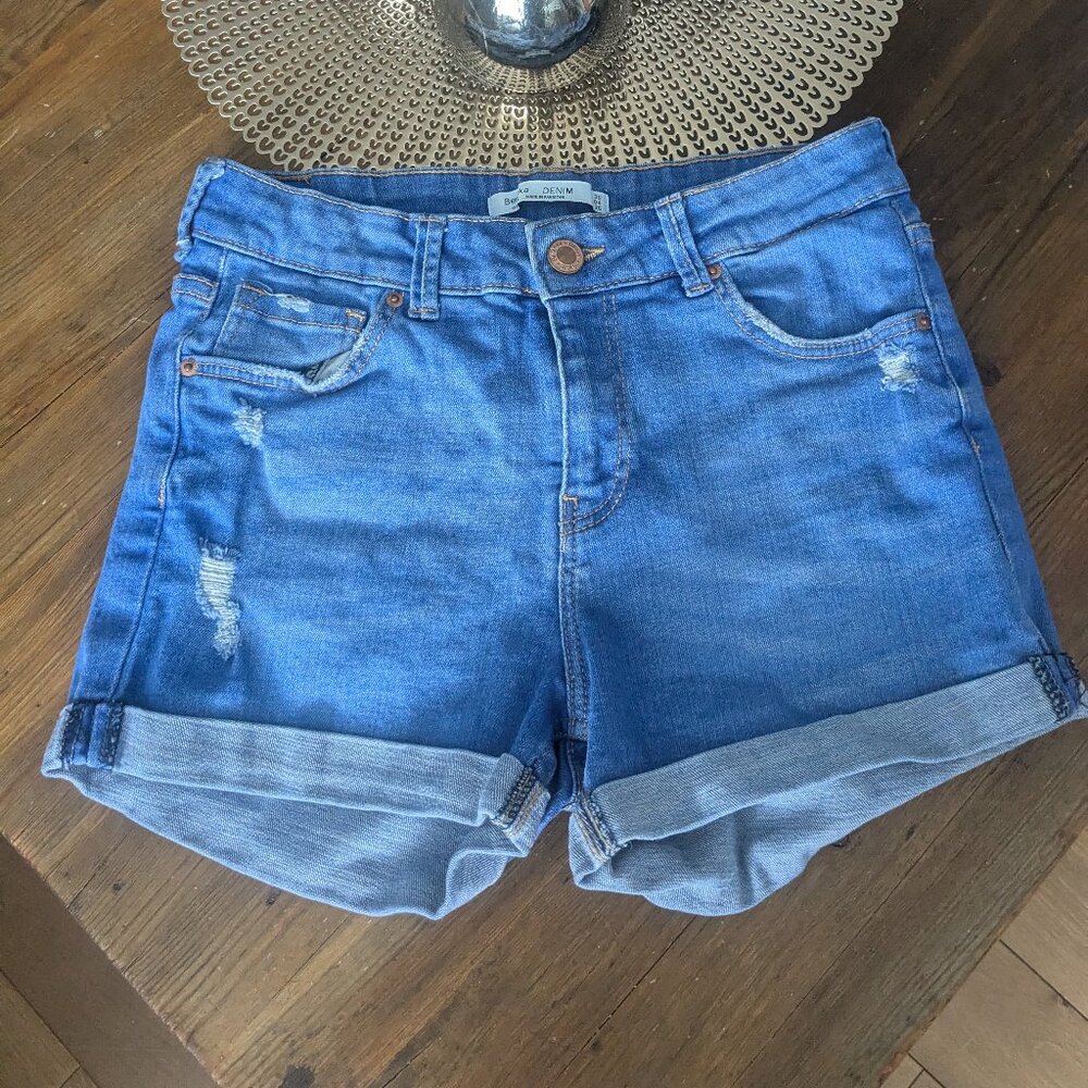 Roll-up denim shorts